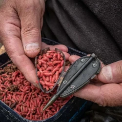 Кормушка для опарыша Korum Grub Feeder 60g