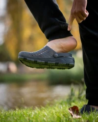 Тапочки Matrix Clogs Black Size 10 /44