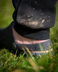 Тапочки Matrix Clogs Black Size 7 / 41