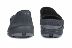 Тапочки Matrix Clogs Black Size 7 / 41